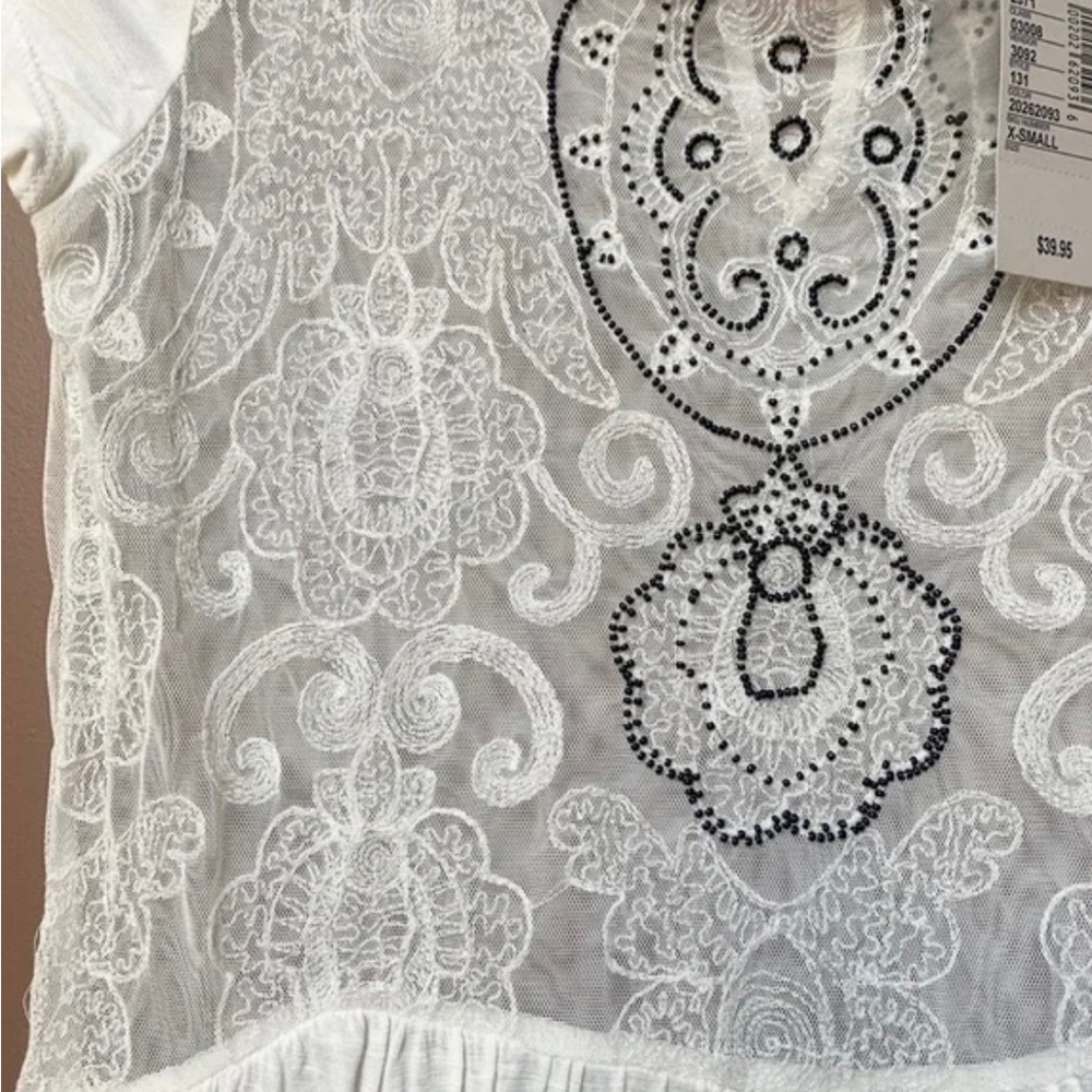 American Eagle Outfitters cream colored mesh top in size Large. - Picture 4 of 9